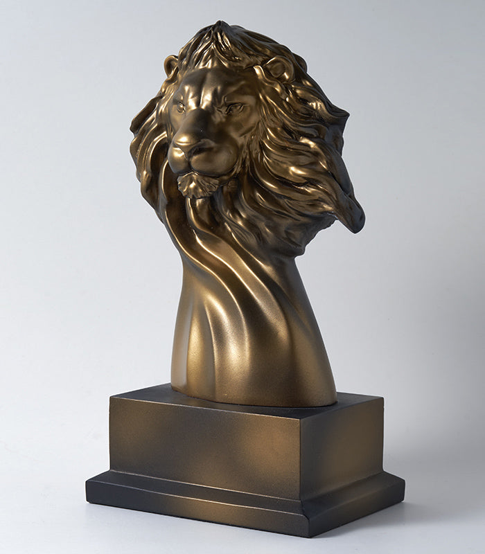 Roar Sculpture