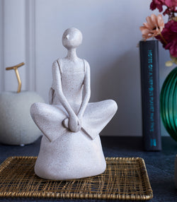 Back Packer Sculpture - Beige