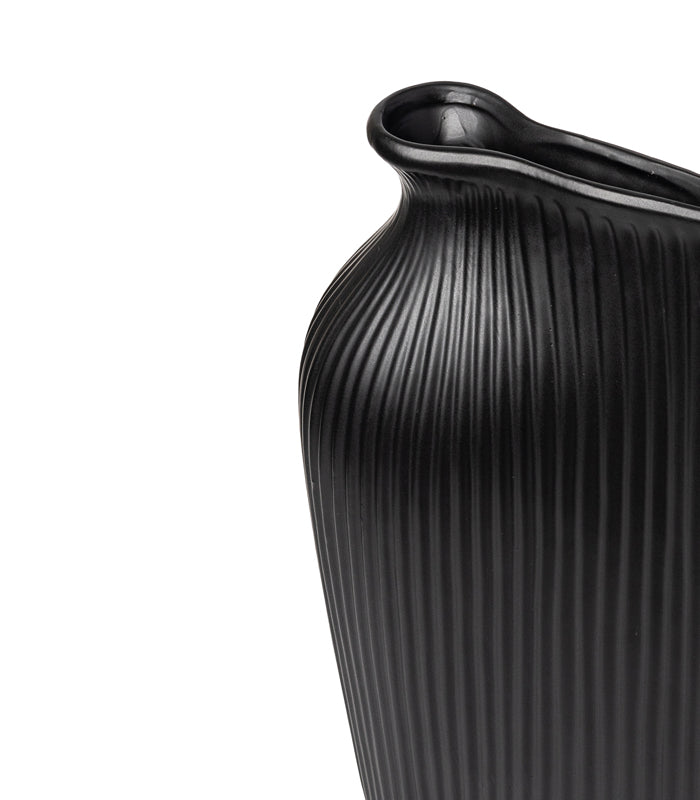 Black Fluid Vase