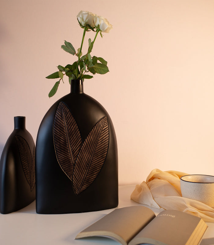 Black Maple Vase