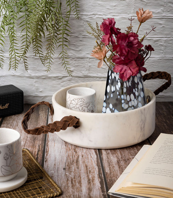 White Marble Braided Monolith Tray - Medium