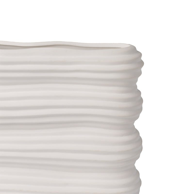 White wave vase