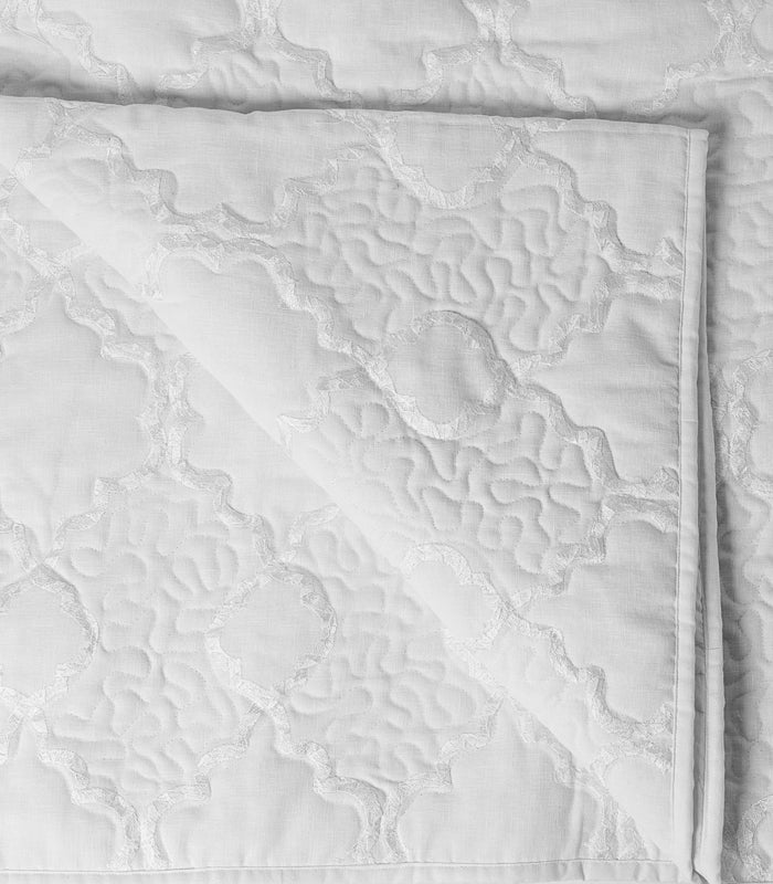 Anastasia White Bedcover Set