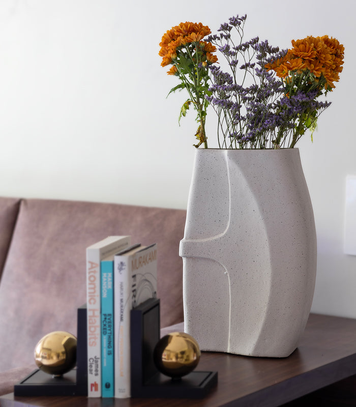 Buff amphora vase