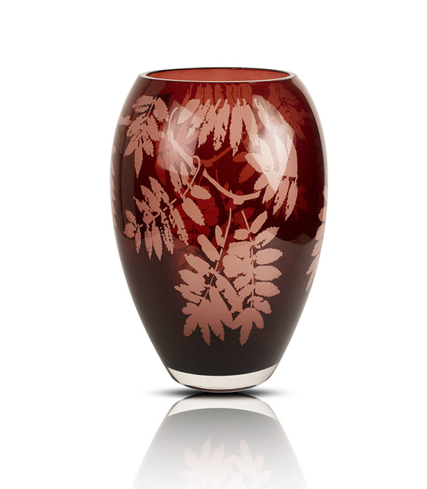 Garden Shire Deep Red Bulb Vase