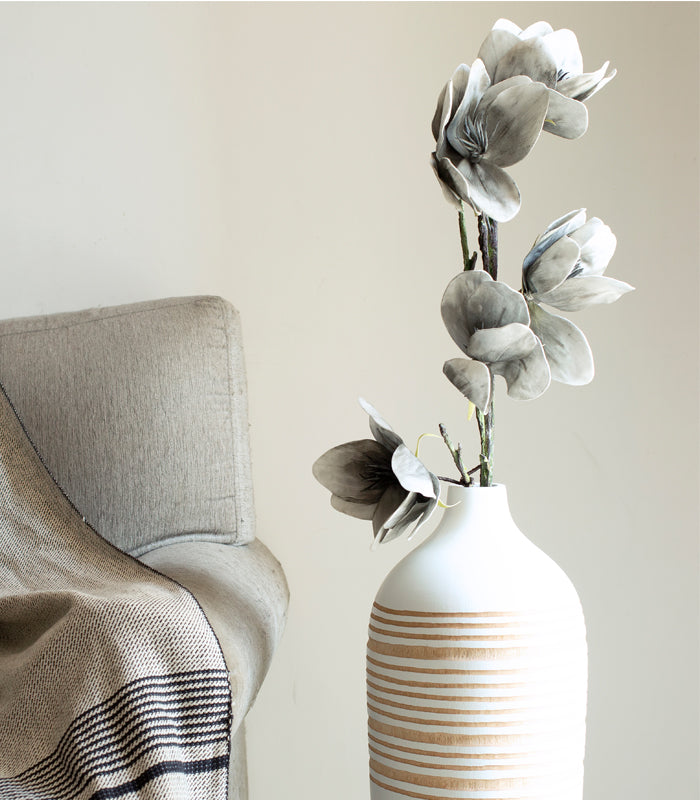 Giant Crocus - Grey