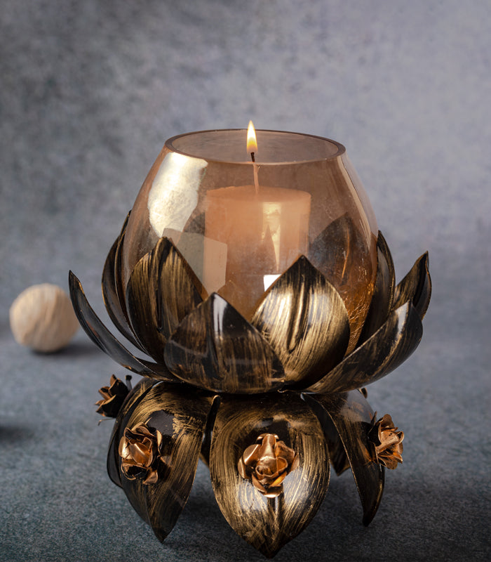 Khara Kamal Candleholder