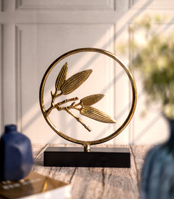 Palmate Sculpture