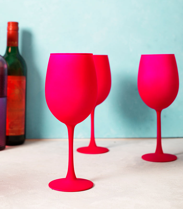 Hot Hot Pink Colored Wine Glass Set of 4 - Shop Now – glasshauseco