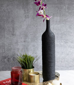 Spin Crust Black Vase